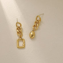 Load image into Gallery viewer, Asymmetric Chain Dangle Earrings
