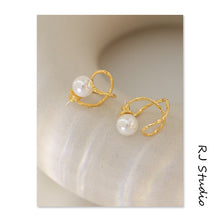Load image into Gallery viewer, Pearl and Twist Earrings
