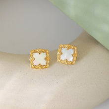Load image into Gallery viewer, Vintage White Shell Earrings
